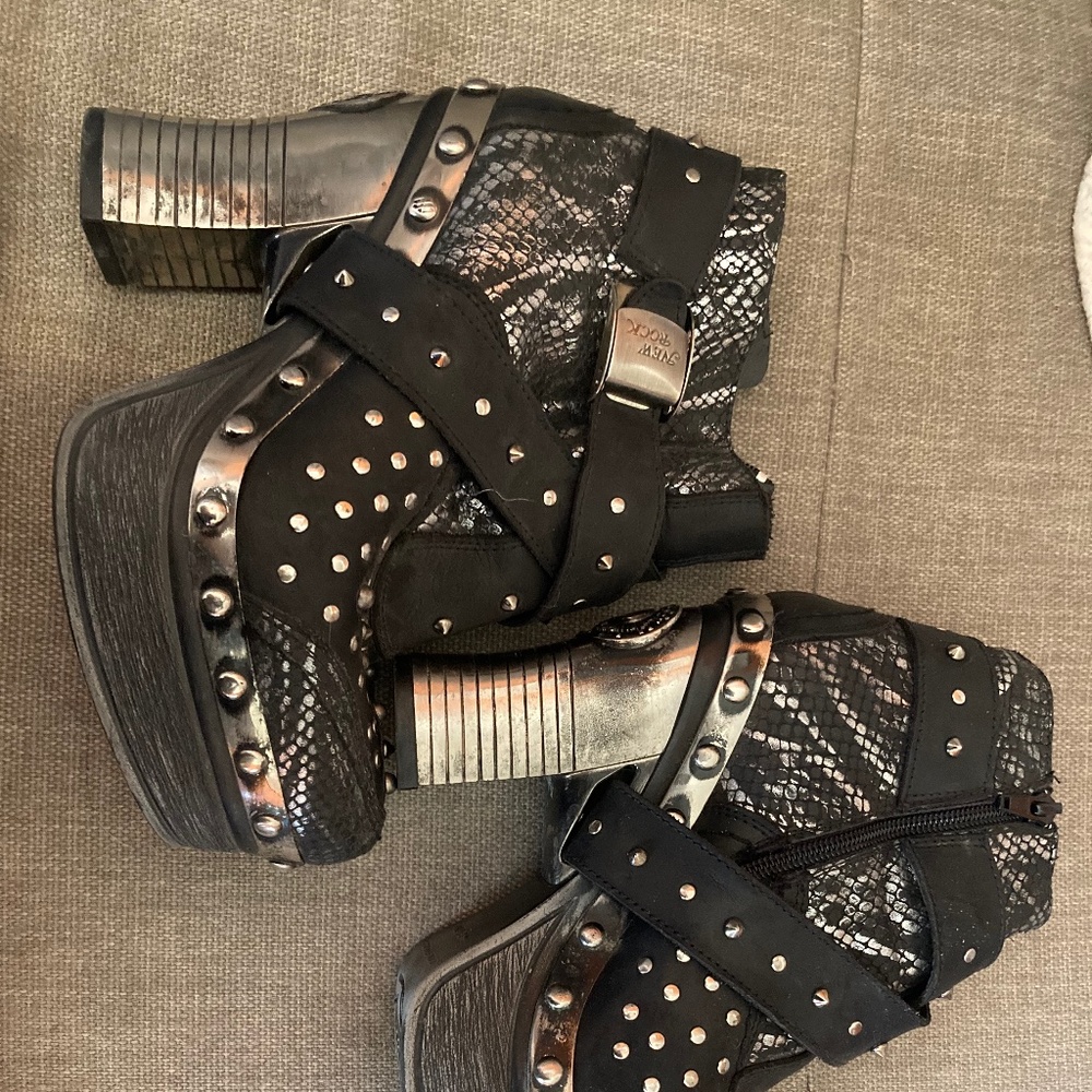 New Rock Heeled Ankle Boots - Full Leather - Sz 38